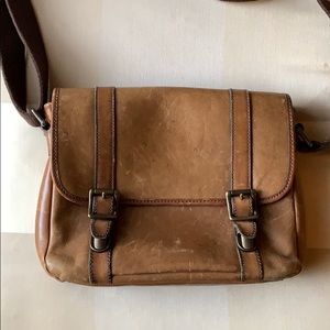 FOSSIL leather messenger bag